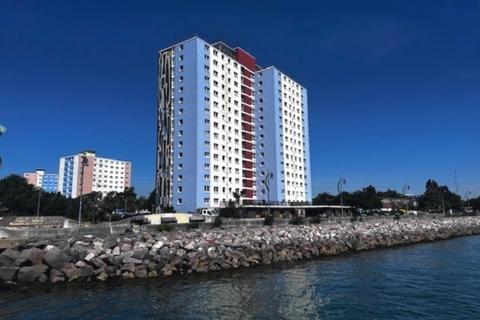 2 bedroom flat for sale, Harbour Tower, Gosport