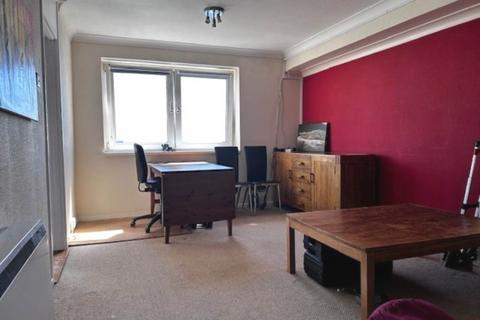 2 bedroom flat for sale, Harbour Tower, Gosport