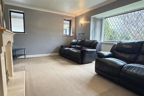 2 bedroom detached bungalow for sale, Mythop Road, Lytham