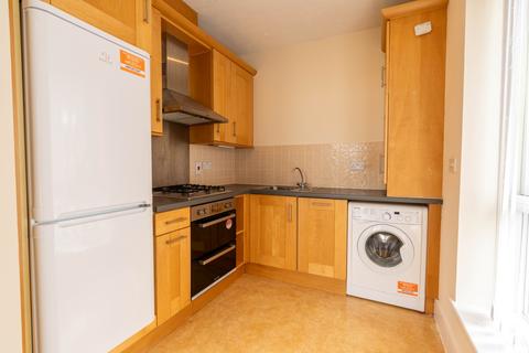 1 bedroom flat to rent, Ringlet Road, St. Marys Island, Chatham, Kent, ME4
