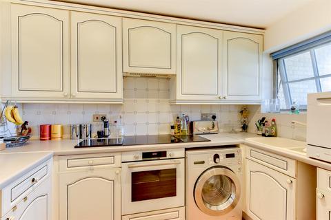 2 bedroom flat for sale, Emerald Quay, Shoreham-By-Sea, BN43