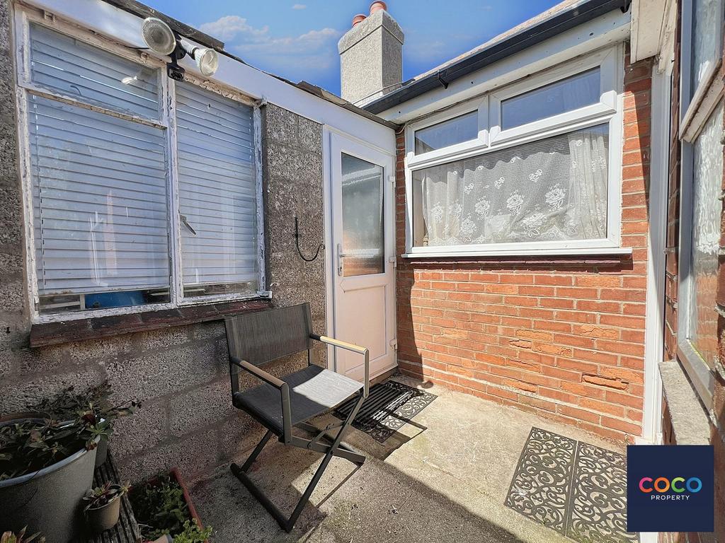 Rear Courtyard