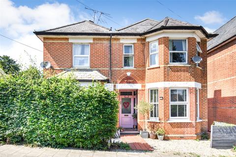 Flat 1, 1 Upper Elms Road, Aldershot, GU11 3ES