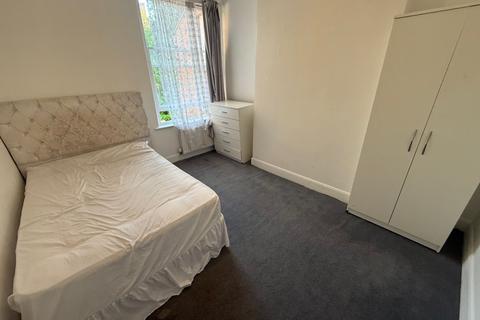 undefined, Birnam Road, Finsbury Park