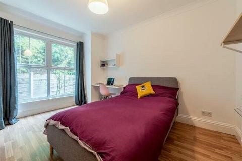 undefined, HOUSESHARE Aubrey Road, Manchester M14