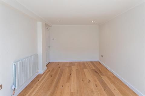 1 bedroom flat for sale, Southern Grove, Mile End, E3