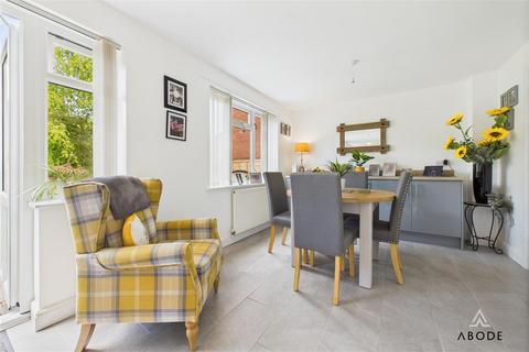 26 Tunnicliffe Way, Uttoxeter, ST14 5NP