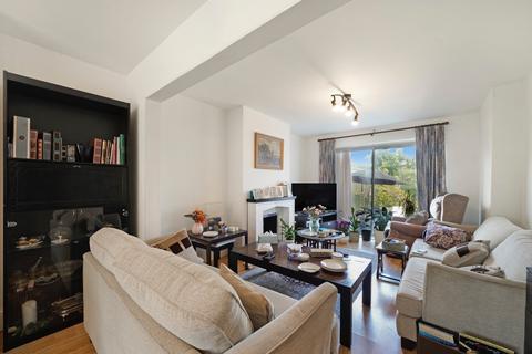 3 bedroom terraced house for sale, Ballards Road, London, NW2 - SEE 3D VIRTUAL TOUR ONLINE!
