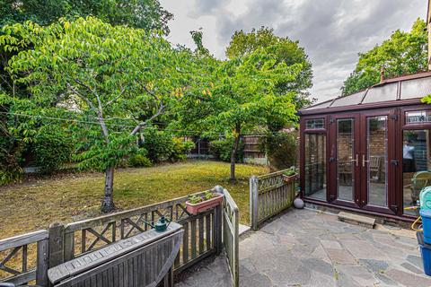 4 bedroom detached house for sale, Green Lane, Leigh-on-sea, SS9