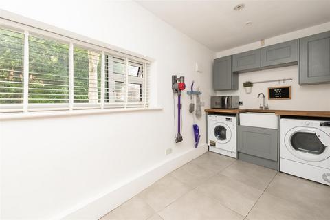 Rose Cottage, 1b Millers Drive, Bristol, BS30 8XX