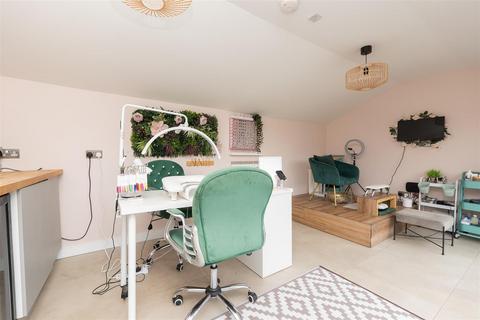 Rose Cottage, 1b Millers Drive, Bristol, BS30 8XX