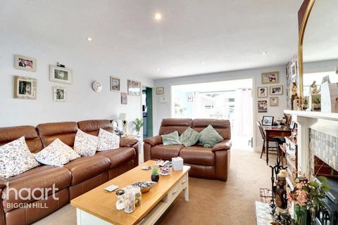 11 Everglade, Biggin Hill, Westerham, TN16 3QD