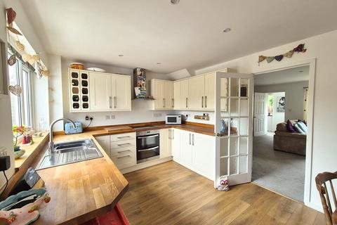 undefined, Manor Close, Helston TR13