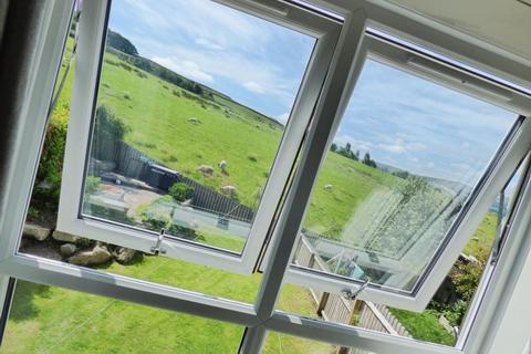 4 bedroom semi-detached house for sale, Hollingworth Close, Skipton