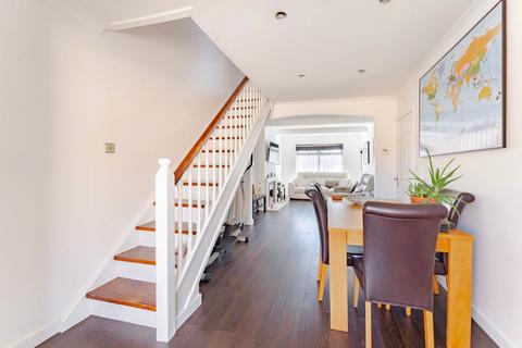 3 bedroom chalet for sale, Meadow Close, Hellesdon