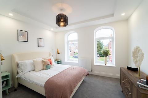 4 bedroom terraced house for sale, Borough Road, Altrincham WA15