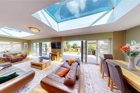 5 bedroom bungalow for sale, Hillcrest Road, Horndon-on-the-Hill, Essex, SS17