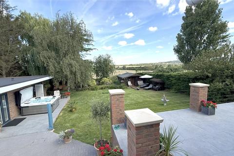 5 bedroom bungalow for sale, Hillcrest Road, Horndon-on-the-Hill, Essex, SS17
