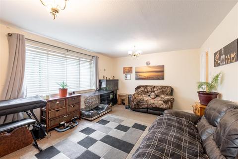 2 bedroom flat for sale, Shawdon Close, Westerhope, NE5
