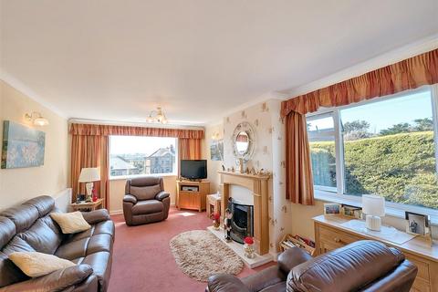 3 bedroom detached house for sale, The Glade, Nettlestone, PO34 5JA