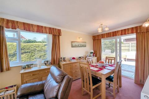 3 bedroom detached house for sale, The Glade, Nettlestone, PO34 5JA