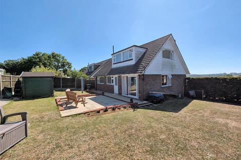 3 bedroom detached house for sale, The Glade, Nettlestone, PO34 5JA
