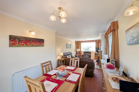 3 bedroom detached house for sale, The Glade, Nettlestone, PO34 5JA