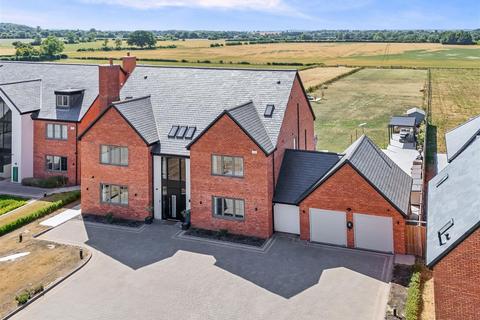 6 bedroom detached house for sale, Fosse Way, Moreton Morrell