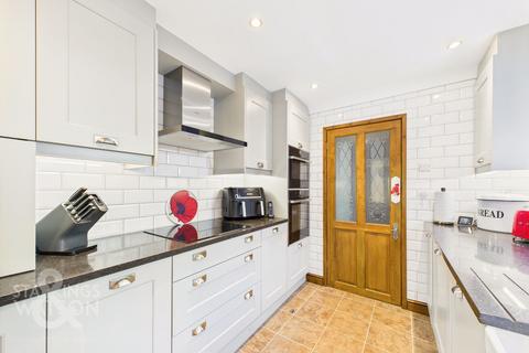 3 bedroom cottage for sale, Newton Street, Newton St. Faith, Norwich