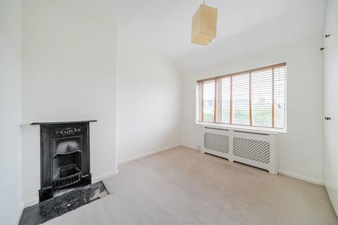 3 bedroom terraced house to rent, Lidiard Road, London, SW18