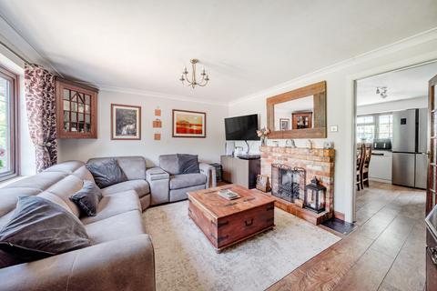 undefined, Clements Close, Binsted, Alton, Hampshire, GU34