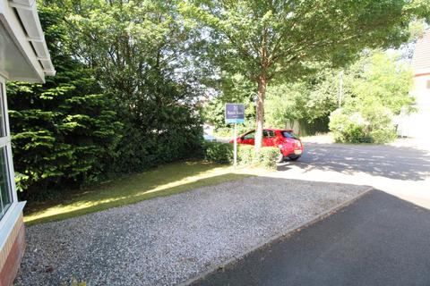 4 bedroom detached house for sale, Primrose Drive, Warwickshire CV12