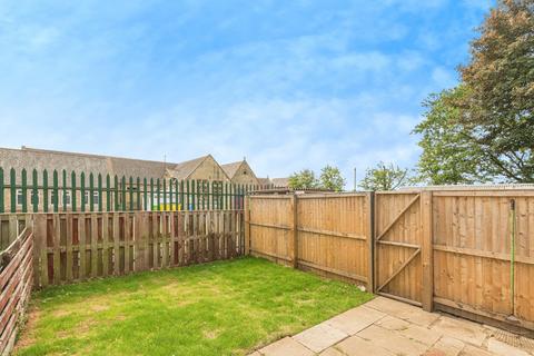 3 bedroom semi-detached house for sale, Frances Road, Dewsbury WF12