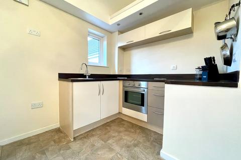 2 bedroom flat to rent, Putnam Drive, Lincolnshire LN2