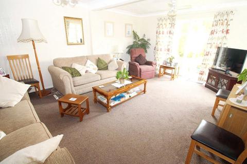 2 bedroom bungalow for sale, Foxley Road, Kent ME11