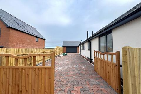 undefined, Holyhead Road, Llannerch-y-Medd, Anglesey, LL71