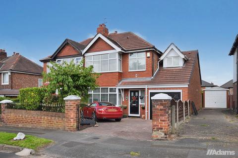 Greenfields Avenue WA4