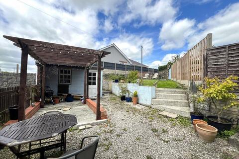 3 bedroom semi-detached house for sale, Fron, Gaerwen, Anglesey, LL60