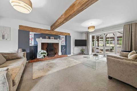 6 bedroom detached house for sale, Leys Road, Northampton NN6