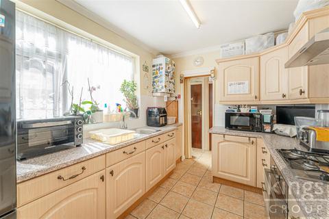 3 bedroom terraced house for sale, Cheddington Road, Edmonton, N18