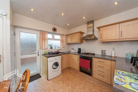 3 bedroom bungalow for sale, Boston Road, Lytham St. Annes, Lancashire