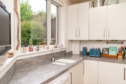 42 Longformacus Road, Edinburgh, EH16 6SE