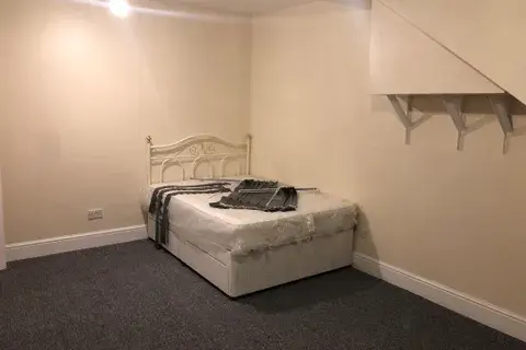 undefined, Leeds LS11