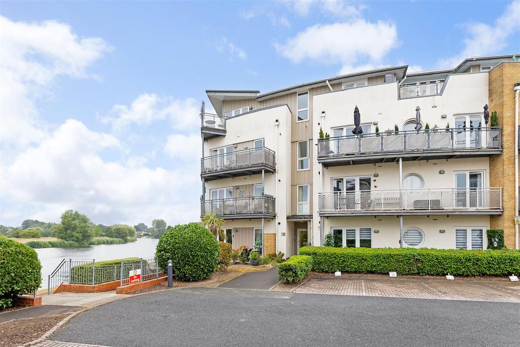 94634 Apartment 18 Bridge House Bridge (2).jpg
