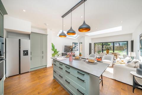 86 Moring Road, Tooting, London, SW17 8DL