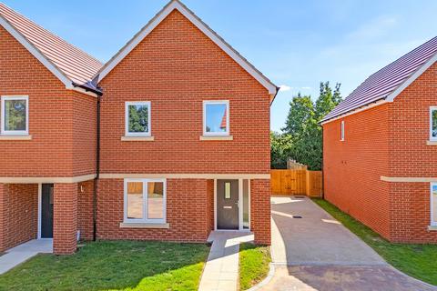 Conrad Road, Witham, CM8