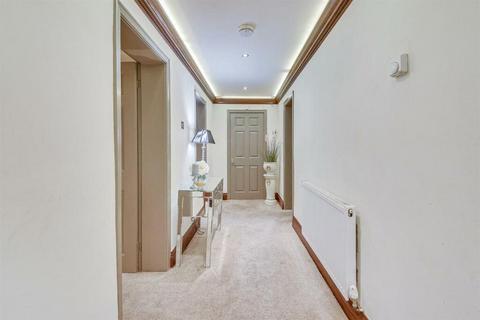 6 bedroom flat for sale, Portland Street, Southport PR8