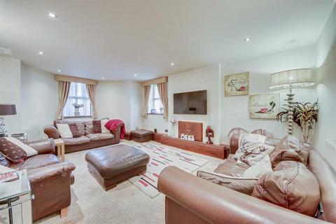 6 bedroom flat for sale, Portland Street, Southport PR8