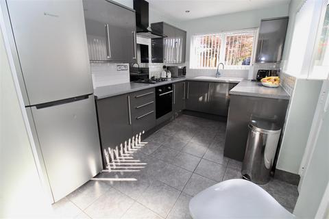 47 Fowey Road, Birmingham, B34 6DS