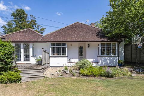 4 bedroom detached bungalow for sale, Mount Pleasant, Effingham, Leatherhead, Surrey,  KT24 5NS